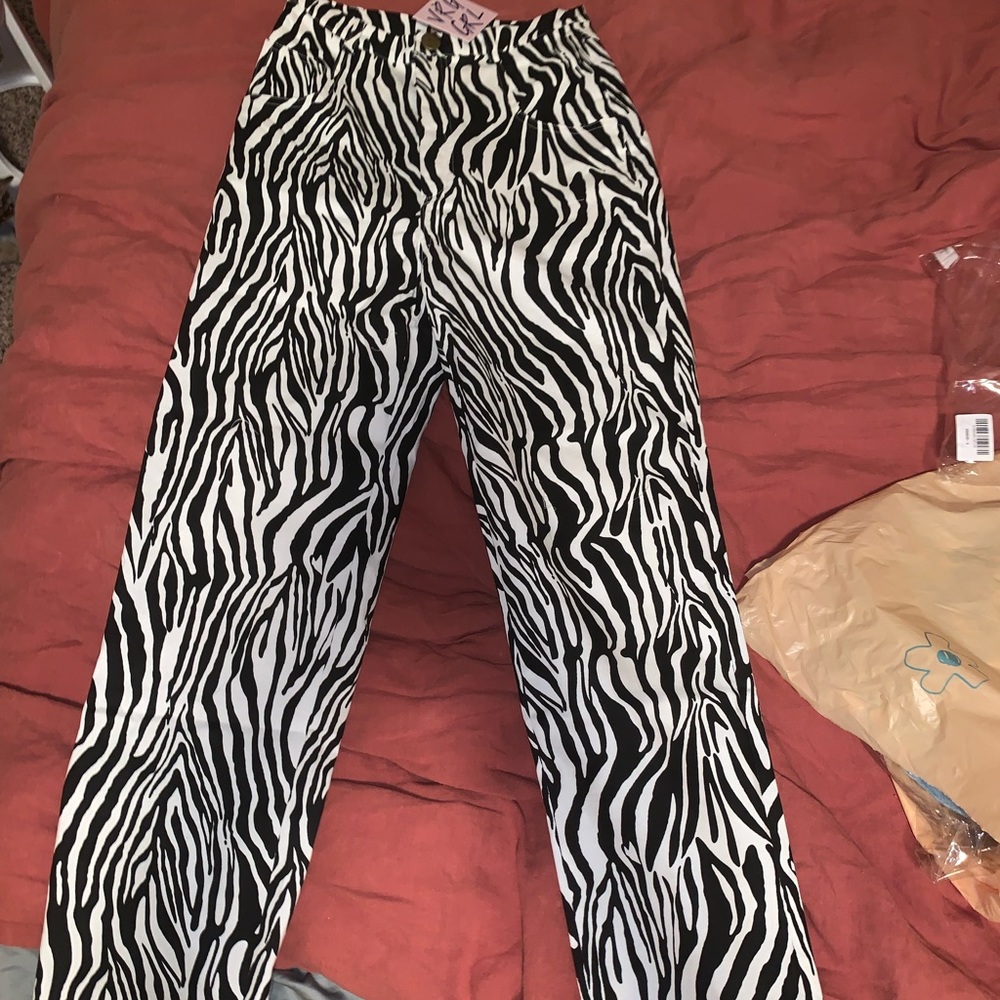 VRG zebra print pants